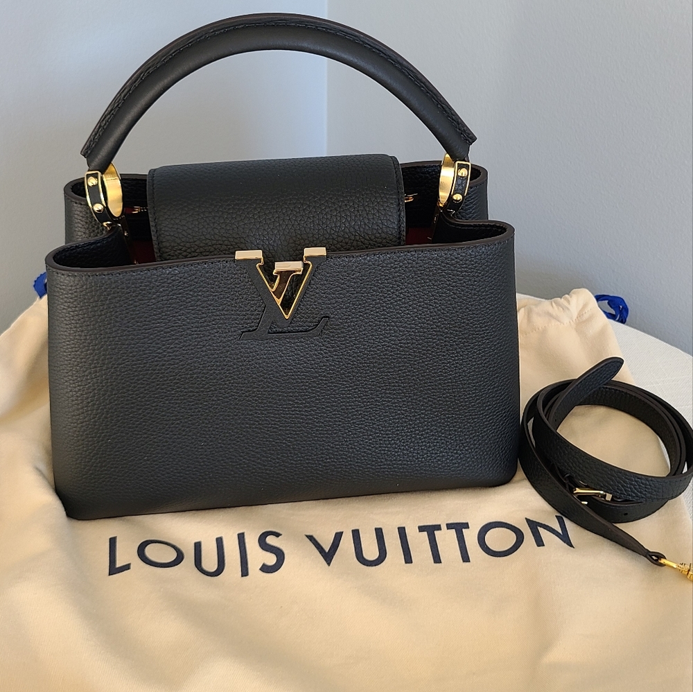 NWT: Louis Vuitton Capucines MM Black Shoulder Bag.